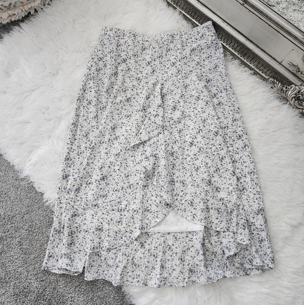Piper & Scoot The Waug Floral Ruffle skirt. Ditsy Floral Print. Size XXL. New.